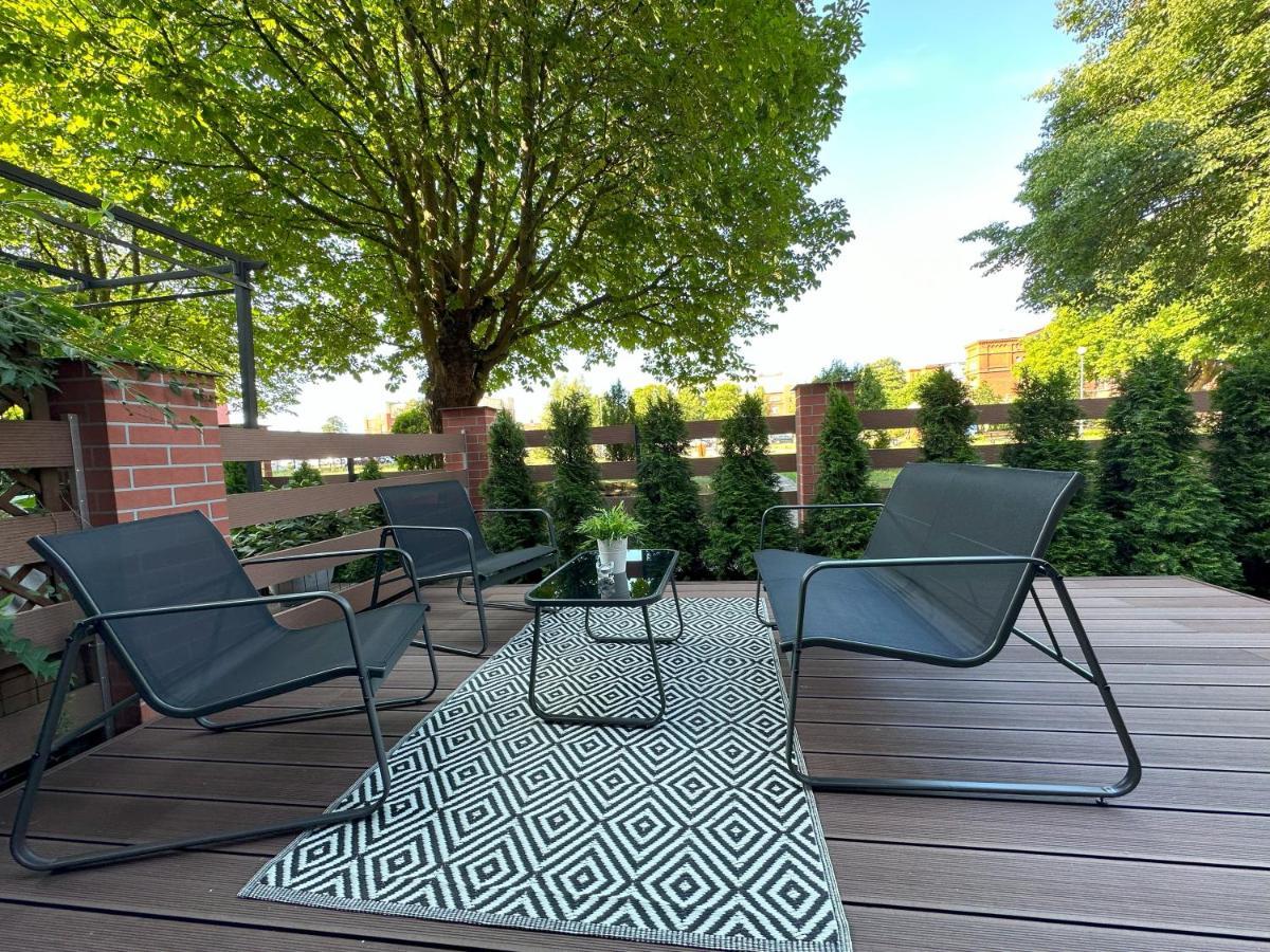 Lux Garden Apartment Kolobrzeg Exterior photo